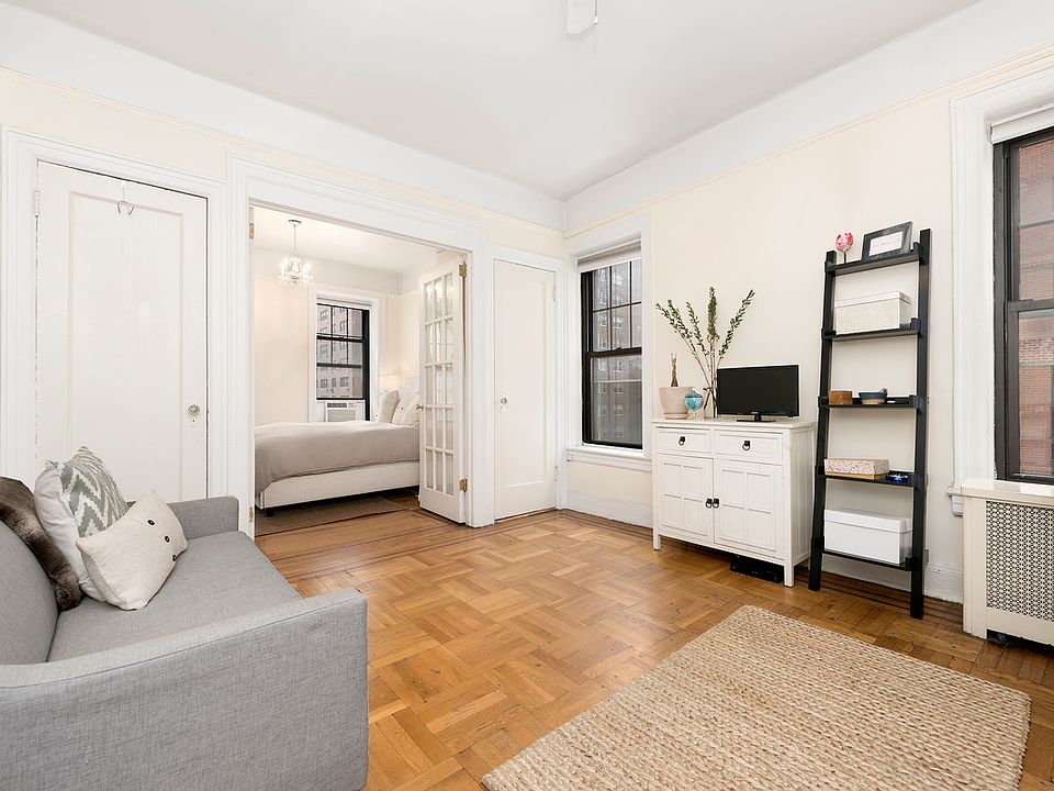 2nd image of 300 E 70th St APT 3C