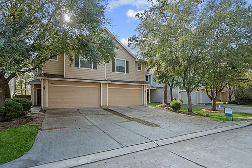 20319 Arbolada Green Ct Photo 1