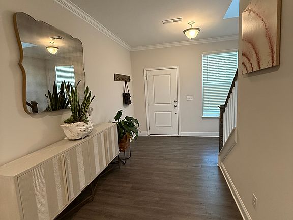 2nd image of 4436 Finch Ln