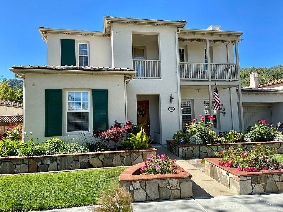 Front in-law bedroom 1st flr