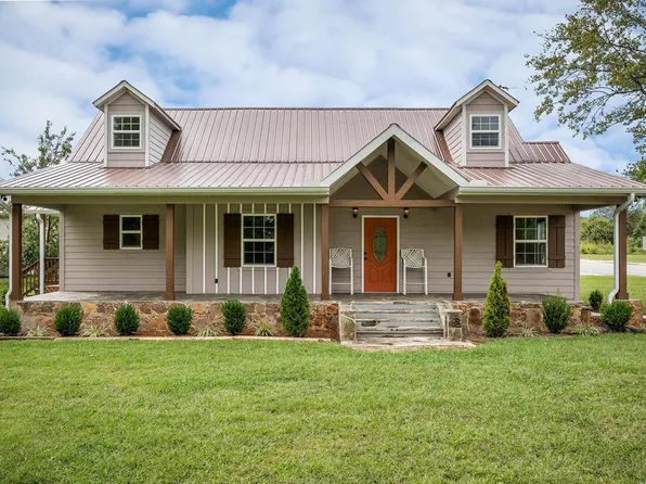 944 S Mountain St, Smithville, TN 37166