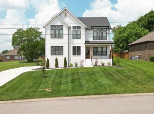 1003 Rhett Pl, Lebanon, TN 37087