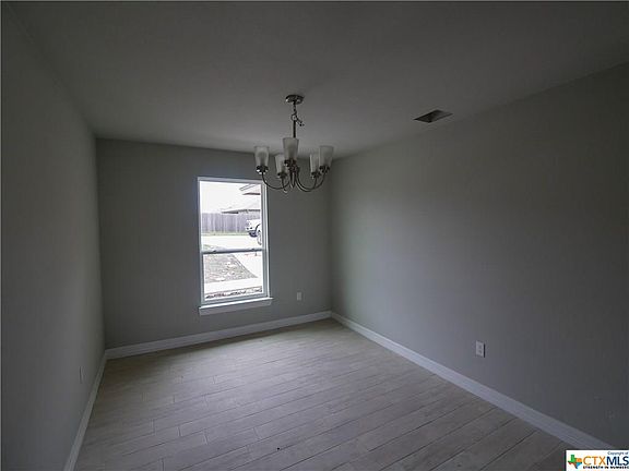 4th image of 1813 Fawn Creek St