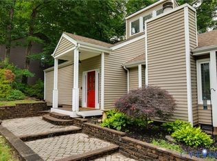 9900 Mosswood Rd, North Chesterfield, VA 23236