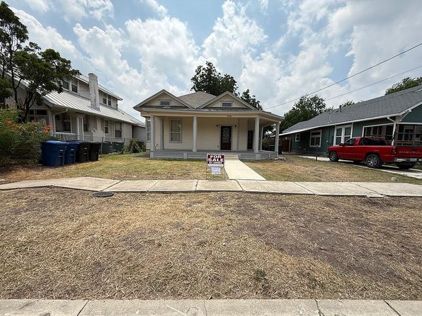 334 E Whittier St