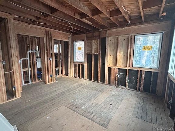 5th image of 19 Tiffany Road