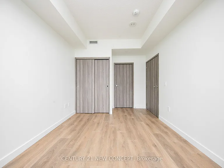 85 McMahon Dr #3205 — Photo 12
