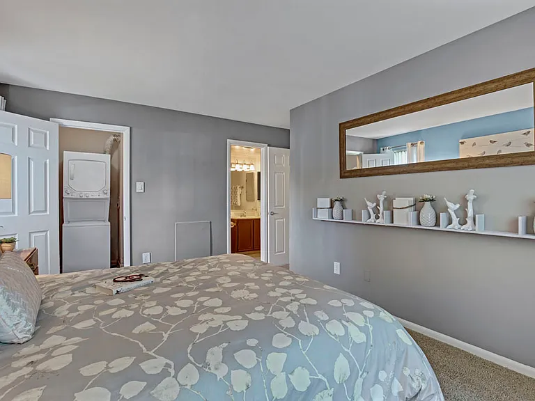 The Gateway Apartments — Photo 14