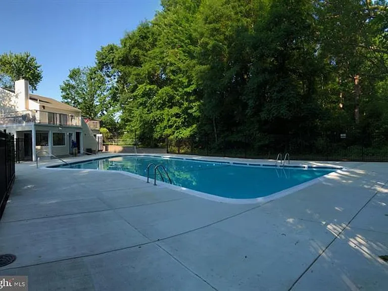 290Q Hilltop Ln — Photo 4