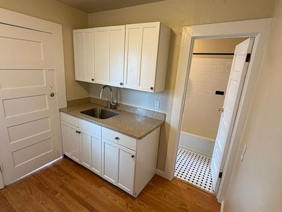 2nd image of 546 Merrimac St APT 2