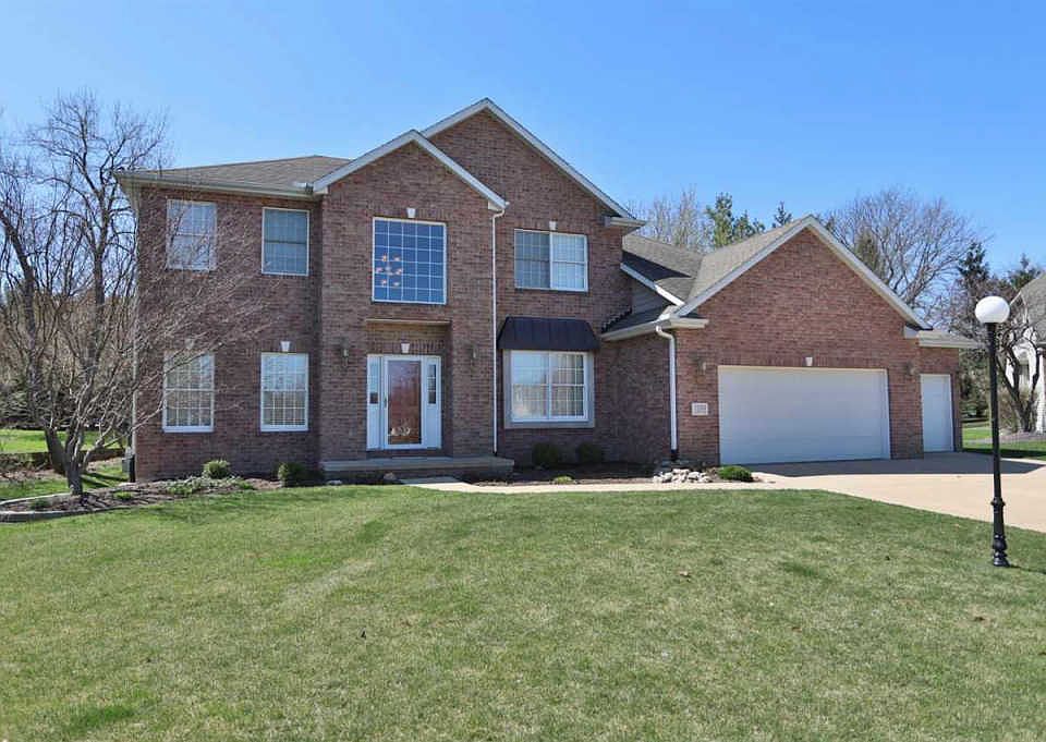 1st image of 11300 N Hickory Woods Ct