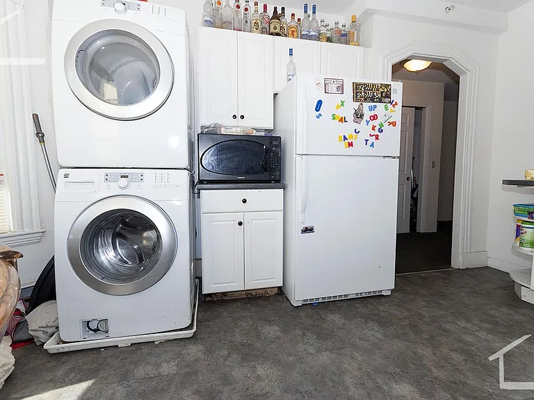 69 Ashford St #2 — Photo 9