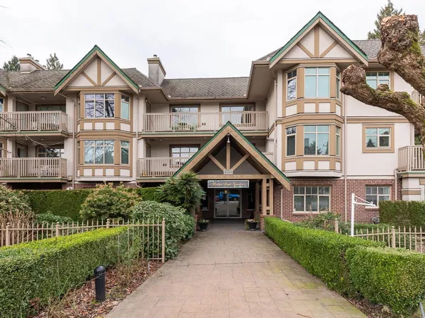 2059 Chesterfield Ave #504, North Vancouver, BC V7M 2P4