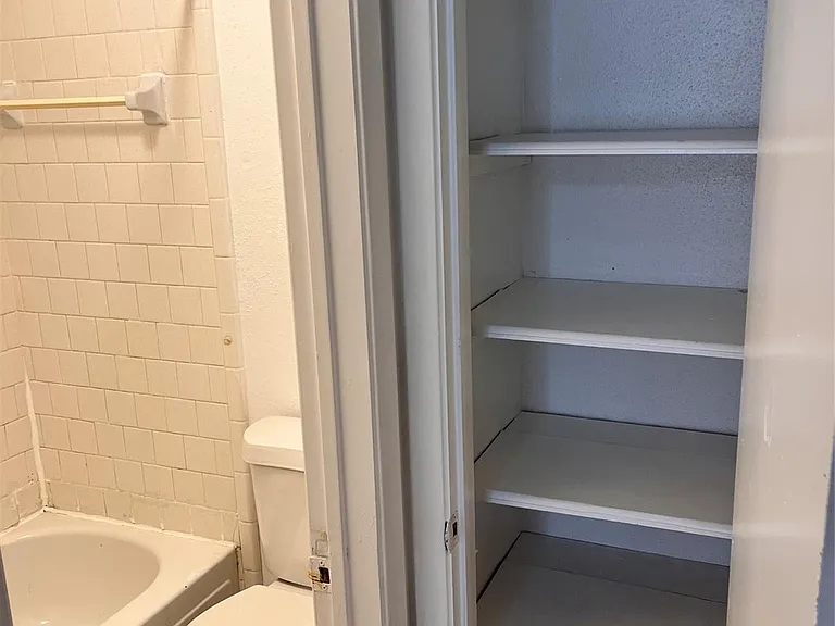 16631 Gold Ridge Ln — Photo 11