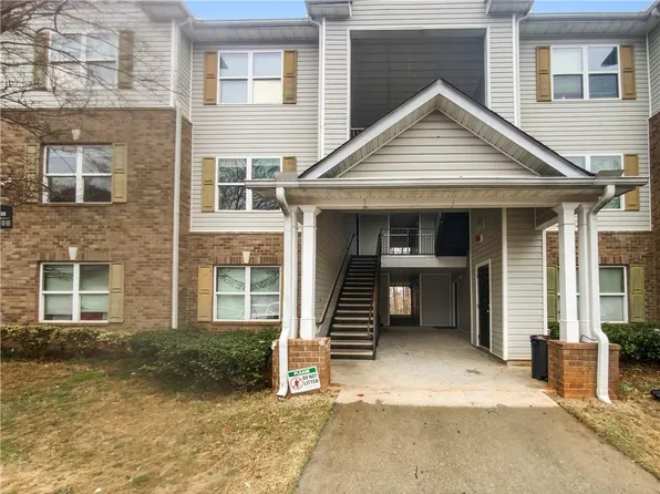 18201 Waldrop Cv, Decatur, GA 30034
