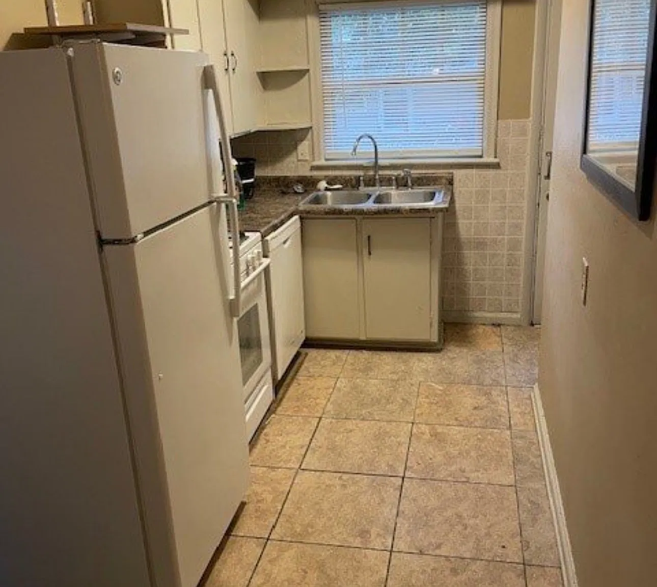1 bed, 1088 sqft, $900 — Photo 3