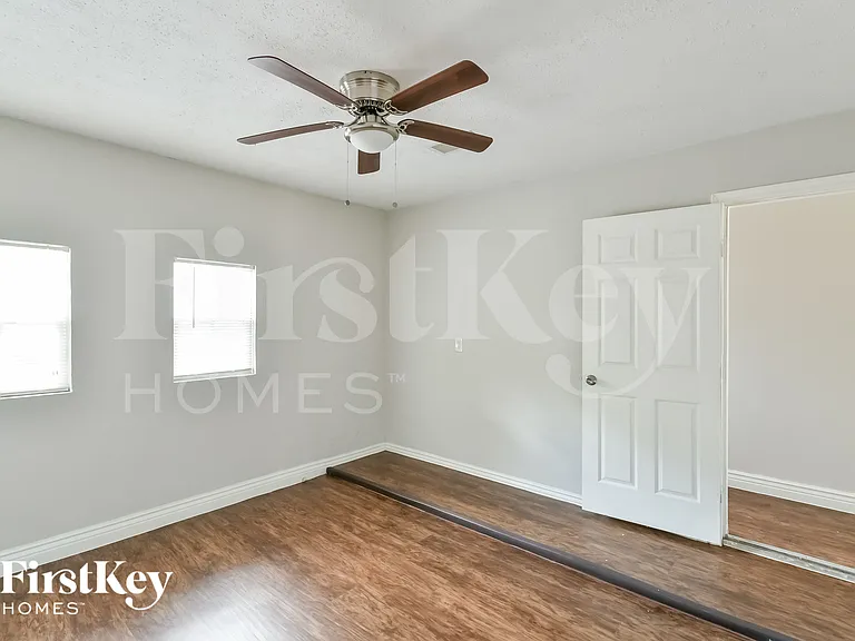 11822 El Sendero St — Photo 10