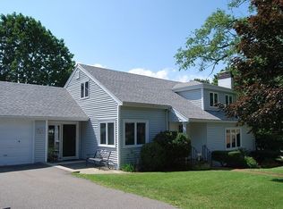 91 Mayflower Rd, Quincy, MA 02171