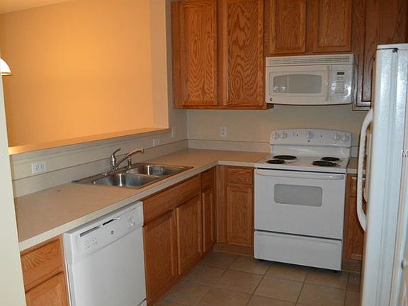 2nd image of 10691 Regent Square Dr #1607
