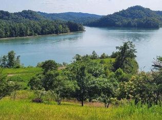 Longshore Dr, Tazewell, TN 37879