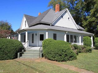 704 College St, Royston, GA 30662