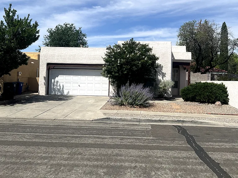 10209 Arroyo Bend Dr NW — Photo 15