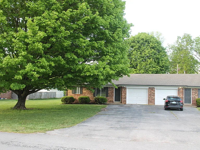 924 Parkland Way #A — Photo 2