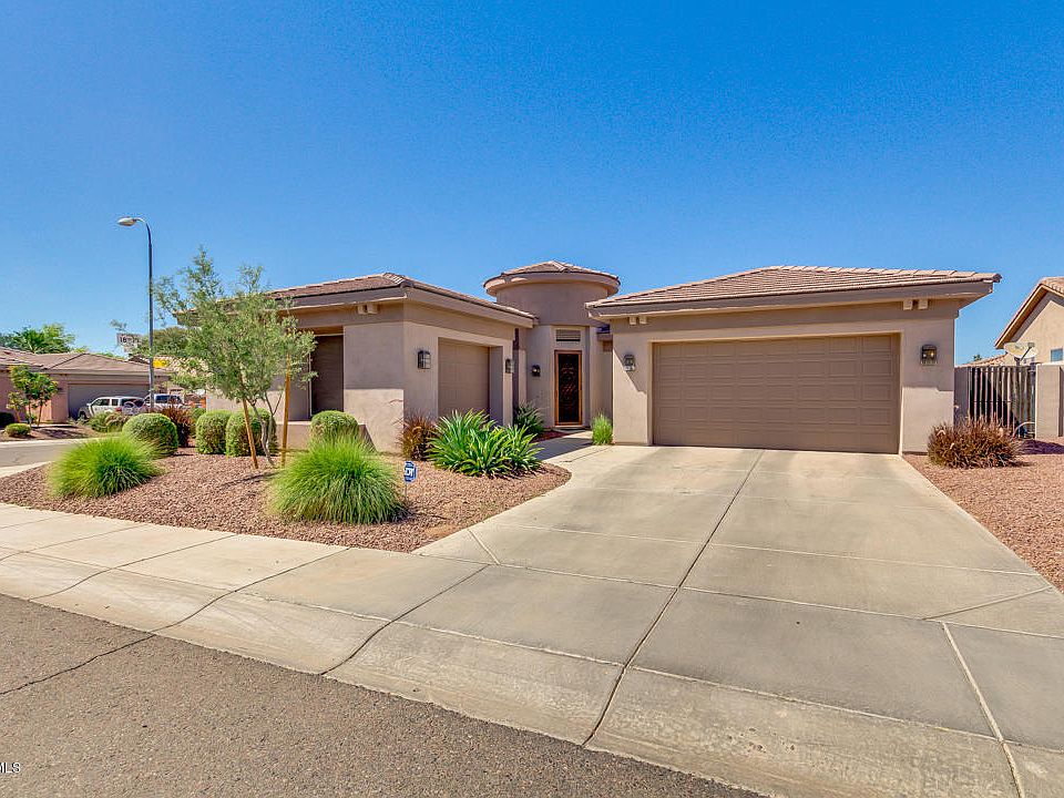 1st image of 1816 E Alicia Dr