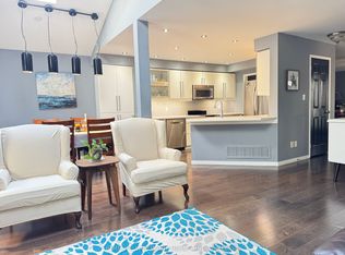 28 Randolph Ave, Whitby, ON L1P 1M9