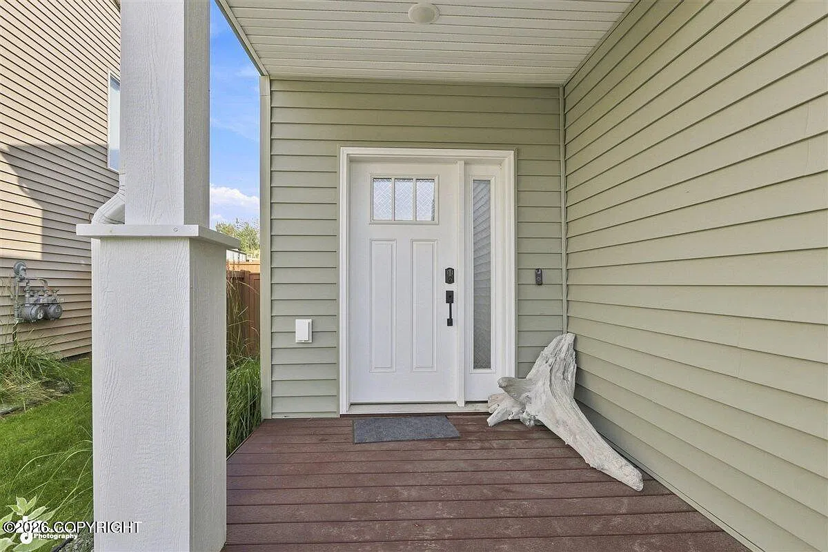3 bed, 2.5 bath, 1949 sqft, $3,500 — Photo 4