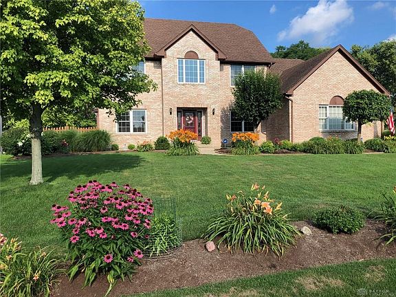 4th image of 10340 Black Birch Dr