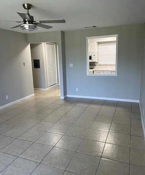 Spring Lake Apartments — Photo 95