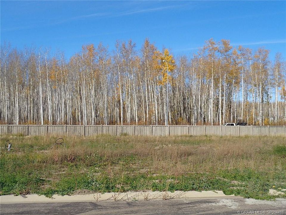 1st image of 17 Bear Creek Dr