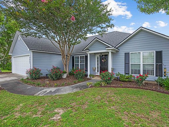 3rd image of 2493 Chandler Dr