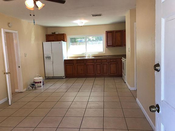 4th image of 8603 Tupelo Dr