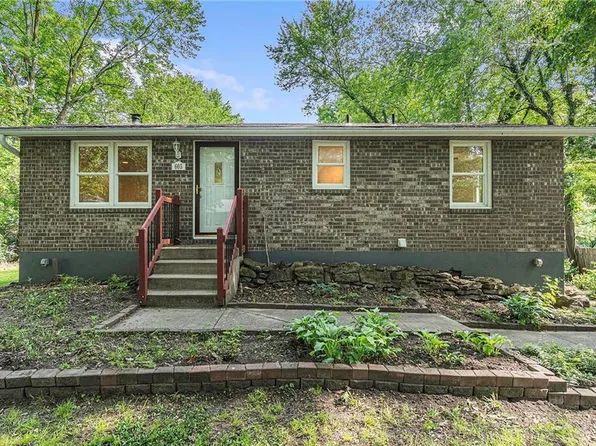605 NE 114th St, Kansas City, MO 64155