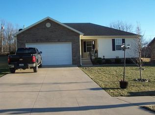 1504 Mac Dr, Lawrenceburg, KY 40342