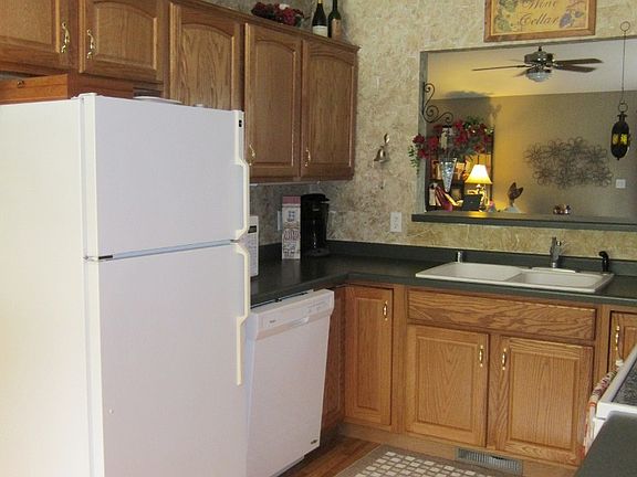 4th image of 1931 Tallgrass Ln