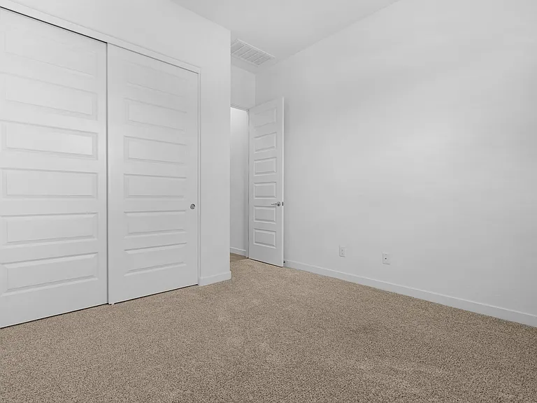 20132 W Catalina Dr — Photo 26