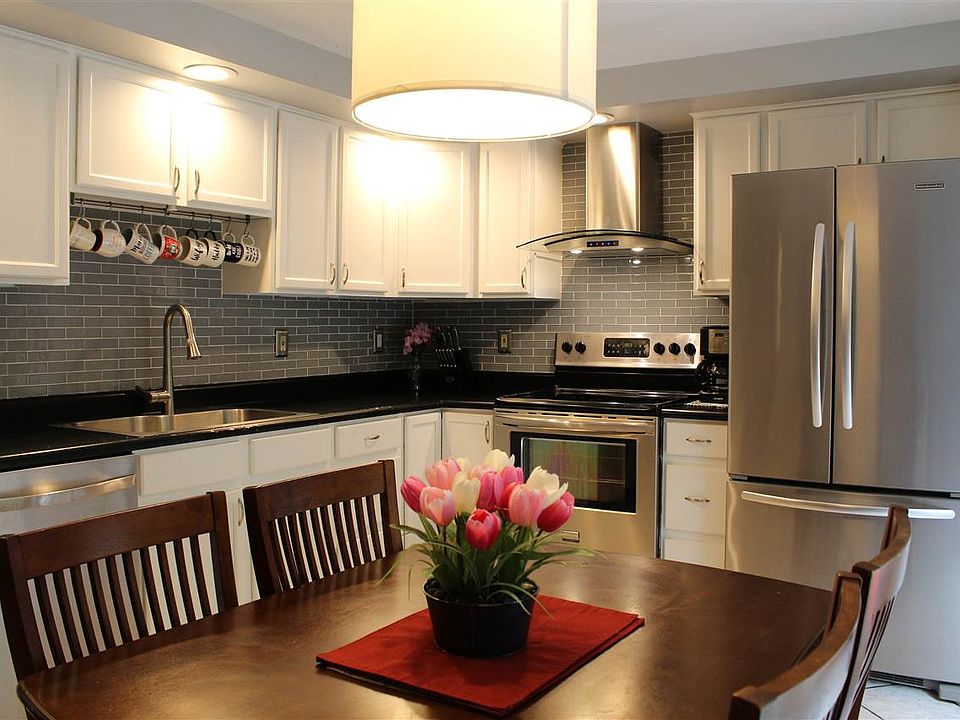 43 Belmont Dr, Merrimack, NH 03054 Zillow