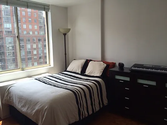 Rented by Sotheby's International Realty | media 13