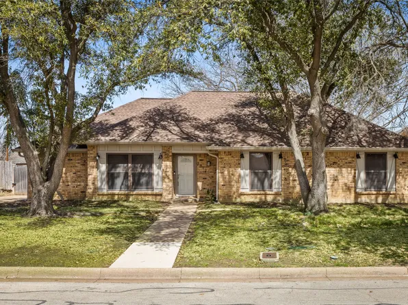 3912 Felisa Pl, Fort Worth, TX 76133