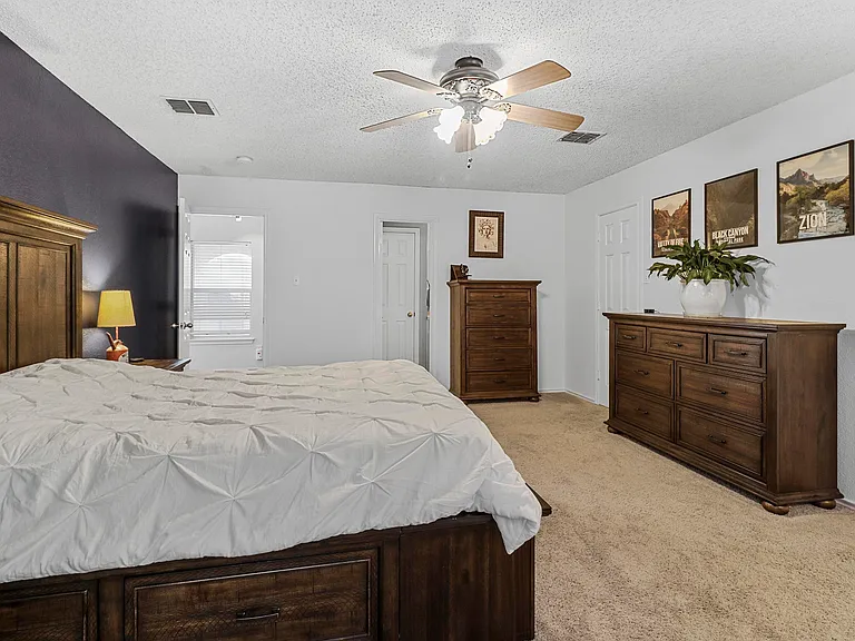 2202 Barton Springs Dr — Photo 24