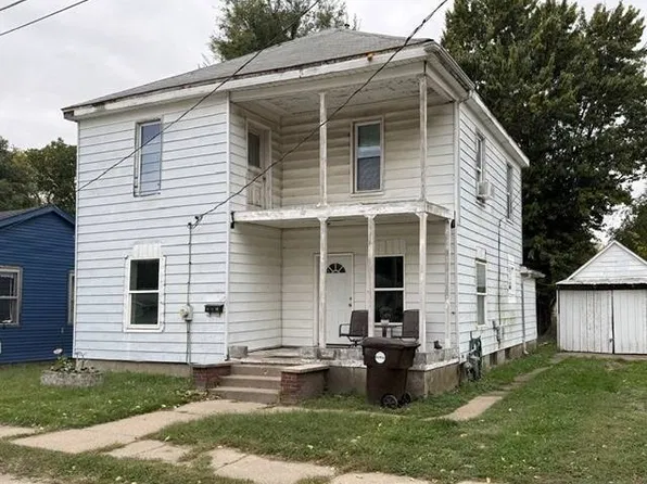 1110 Combes Ave, Beardstown, IL 62618
