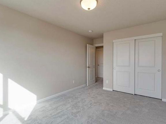 3rd image of 7598 SE Blanton St