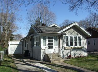 2262 Blodgett St, Muskegon, MI 49441