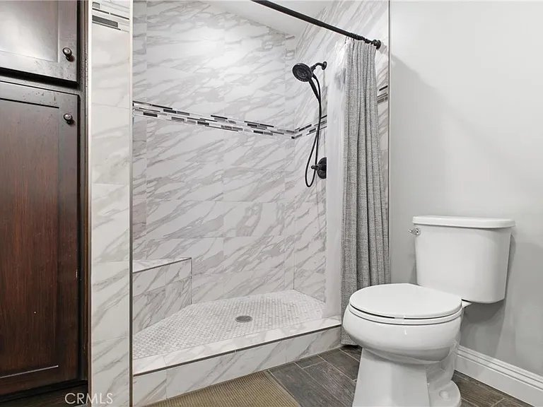 3403 Roxanne Ave — Photo 22