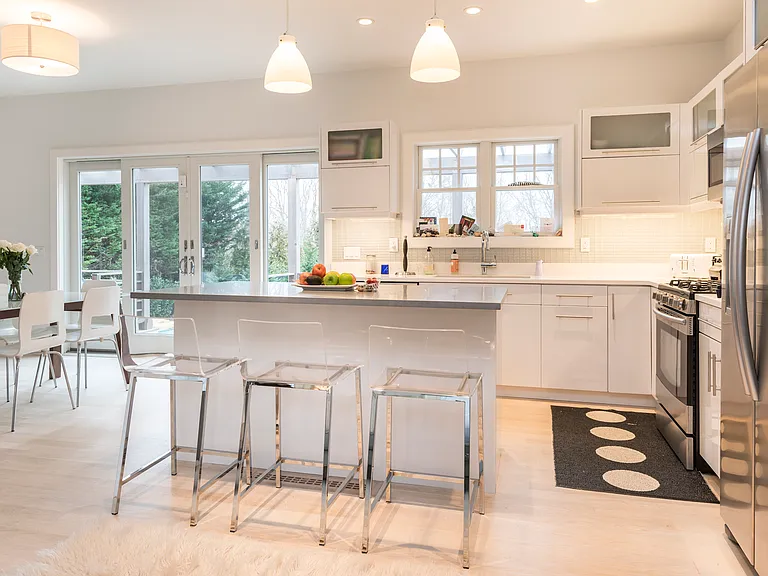 21 Richards Dr — Photo 7