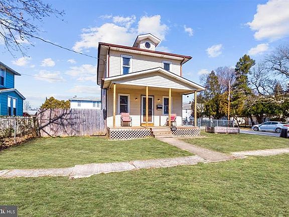 2nd image of 201 Matthes Ave