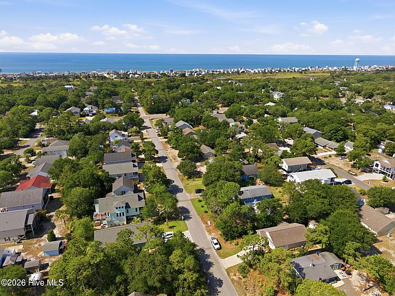 5th image of 119 NE 11th Street